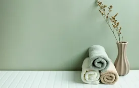 Laundry Green Shutterstock 2201041747