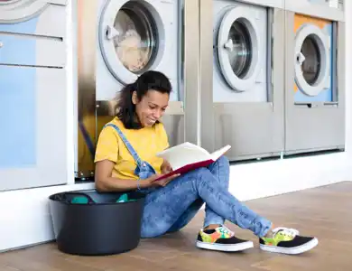 Hispanic Lady Shutterstock 1946951374 Resized